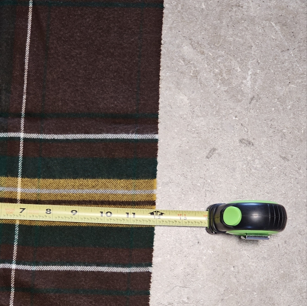 [MERONA] Brown, Yellow, Green & White Plaid Pattern Acrylic Scarf - Picture 9 of 13